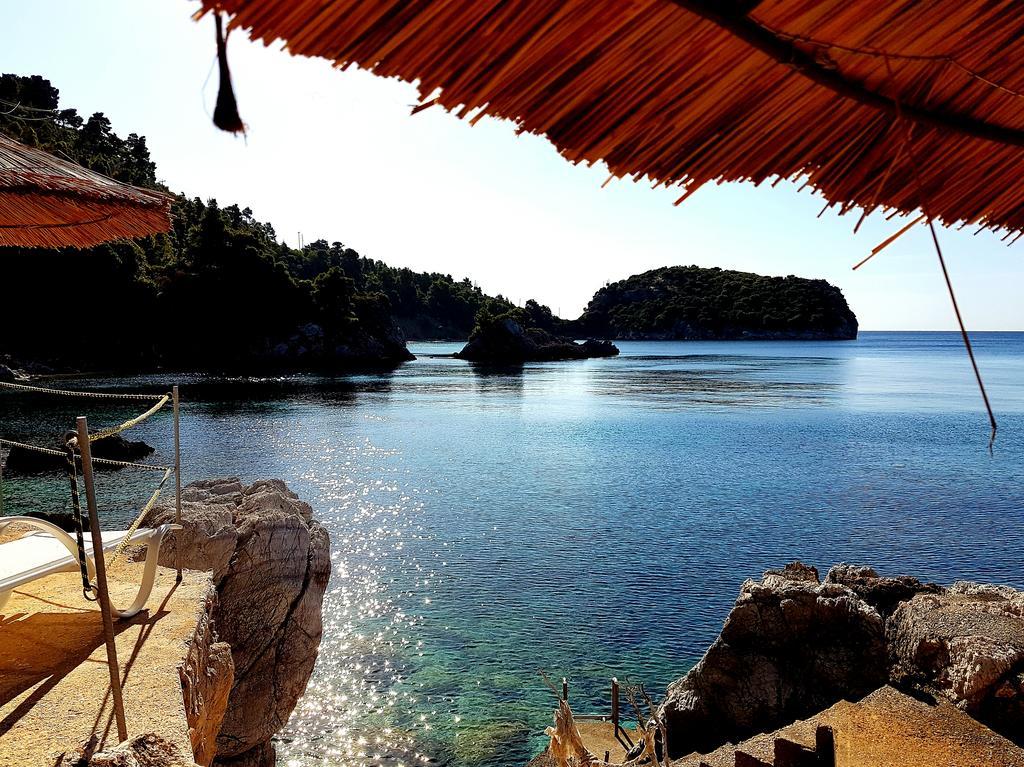 Mando Beachfront Stafylos Eksteriør billede