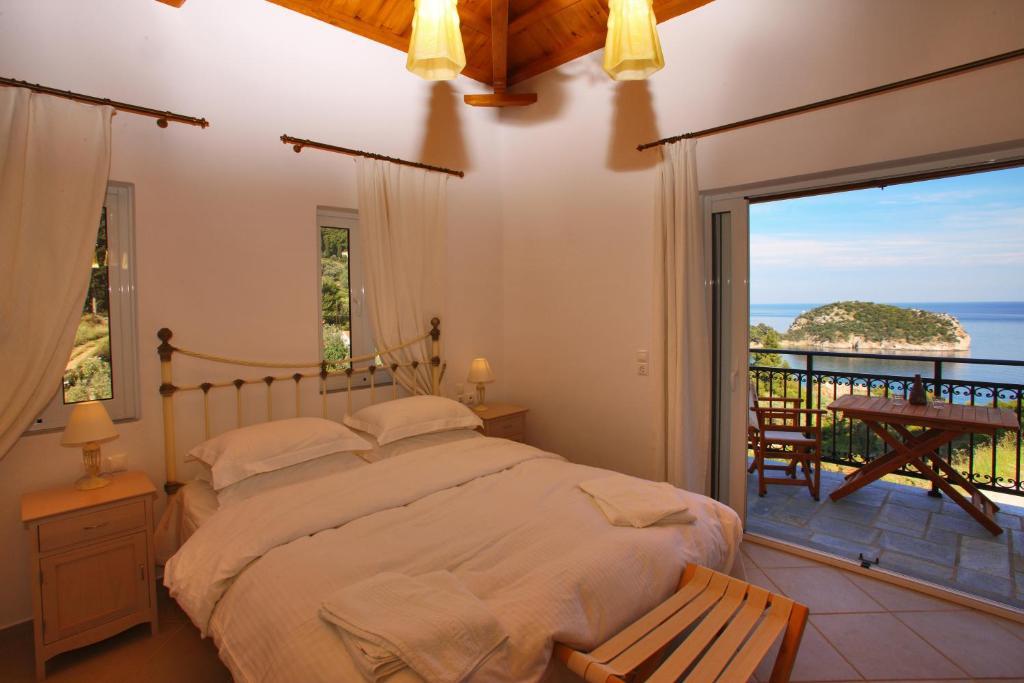 Mando Beachfront Stafylos Værelse billede